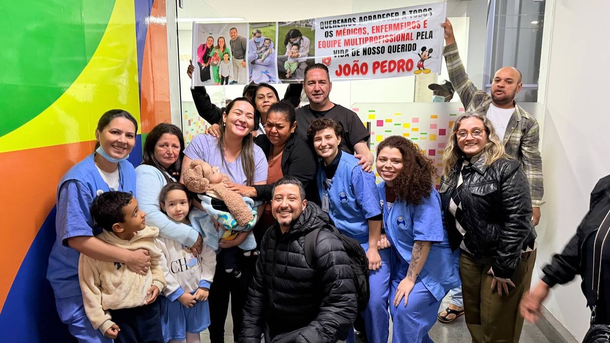 Bebê de 1 ano supera bronquiolite grave na UTI do Hospital de Urgência e mobiliza festa de alta em São Bernardo
