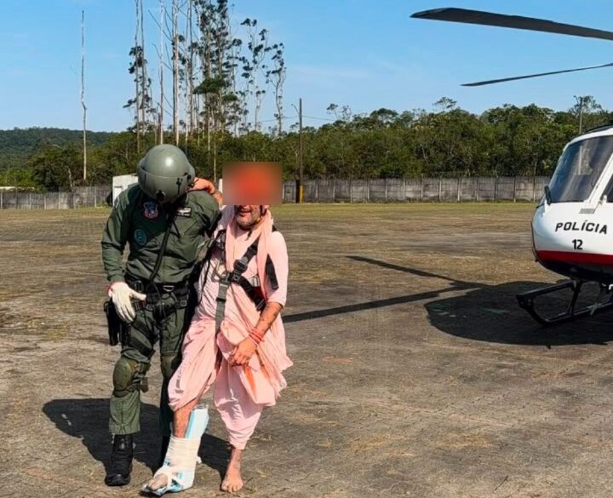 Trilheiro sofreu uma entorse no tornozelo e ficou impossibilitado de colocar o pé no chão.