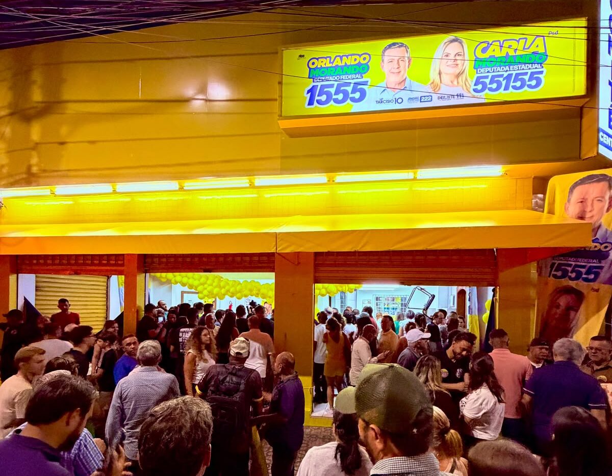 Carla e Orlando Morando comemoram aniversário de São Bernardo com inauguração de comitê na Rua Marechal Deodoro