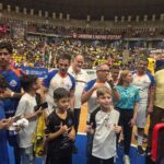 Falcão atrai multidão de crianças em jogo festivo e celebra conexão com nova geração em São Bernardo