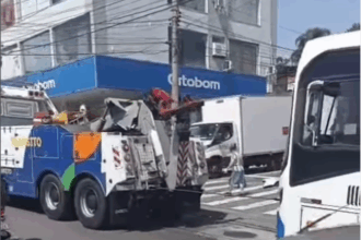 Ônibus quebrado e acidente com moto complicam o trânsito no Centro de São Bernardo nesta sexta-feira