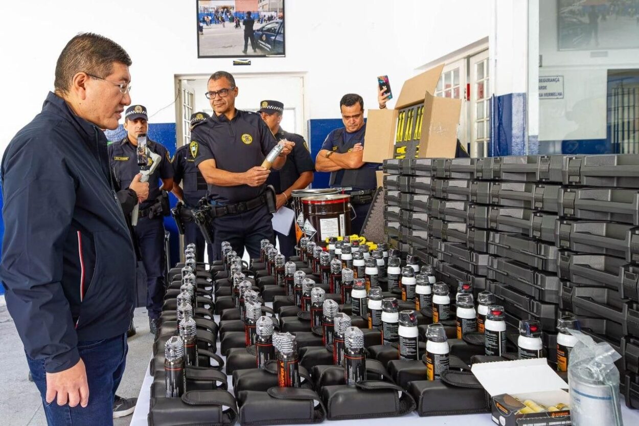 Prefeitura de Diadema entrega novos armamentos para a GCM
