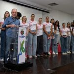 Prefeito Tite Campanella recebe elenco da Cora São Caetano, equipe de vôlei feminino que disputará o Campeonato Paulista