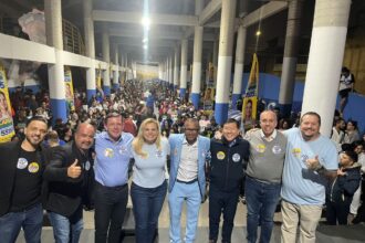 Prefeito Taka entra de vez nas campanhas de Carla e Orlando Morando ao lado da maioria da Câmara de Diadema