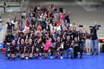Cora São Caetano estreia no Paulista de Vôlei Feminino com vitória sobre o Paulistano Barueri e Milton Feijão em festa