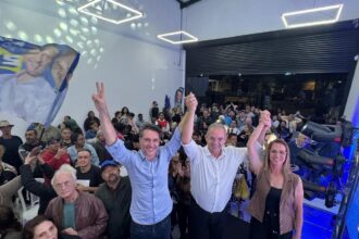 Com apoio de Alex Manente, Luiz Zacarias reúne lideranças e mostra força política em Santo André
