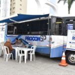 Procon Móvel atende munícipes na Rua Coronel Oliveira Lima nesta sexta