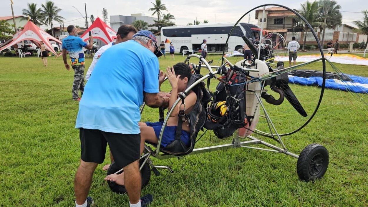Ribeirão Pires abre inscrições para 3º Voo de Paramotor Inclusivo voltado ao público 60+