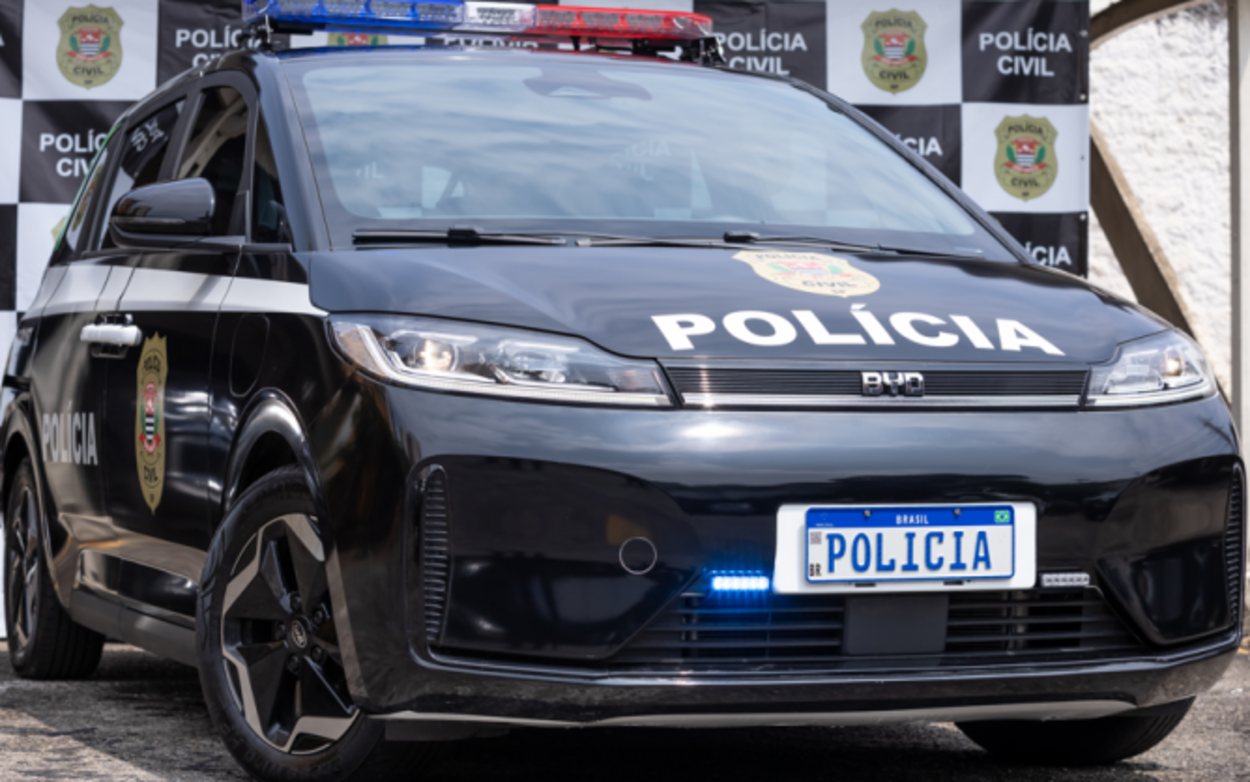 Autor passou de moto e efetuou disparos contra a vítima no Jardim Santo André; crime é investigado pela Polícia Civil