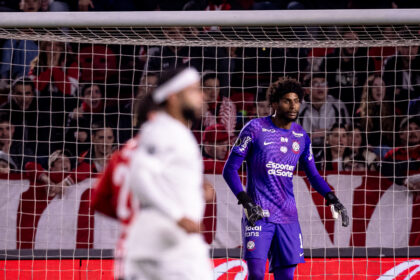 corinthians hugo souza