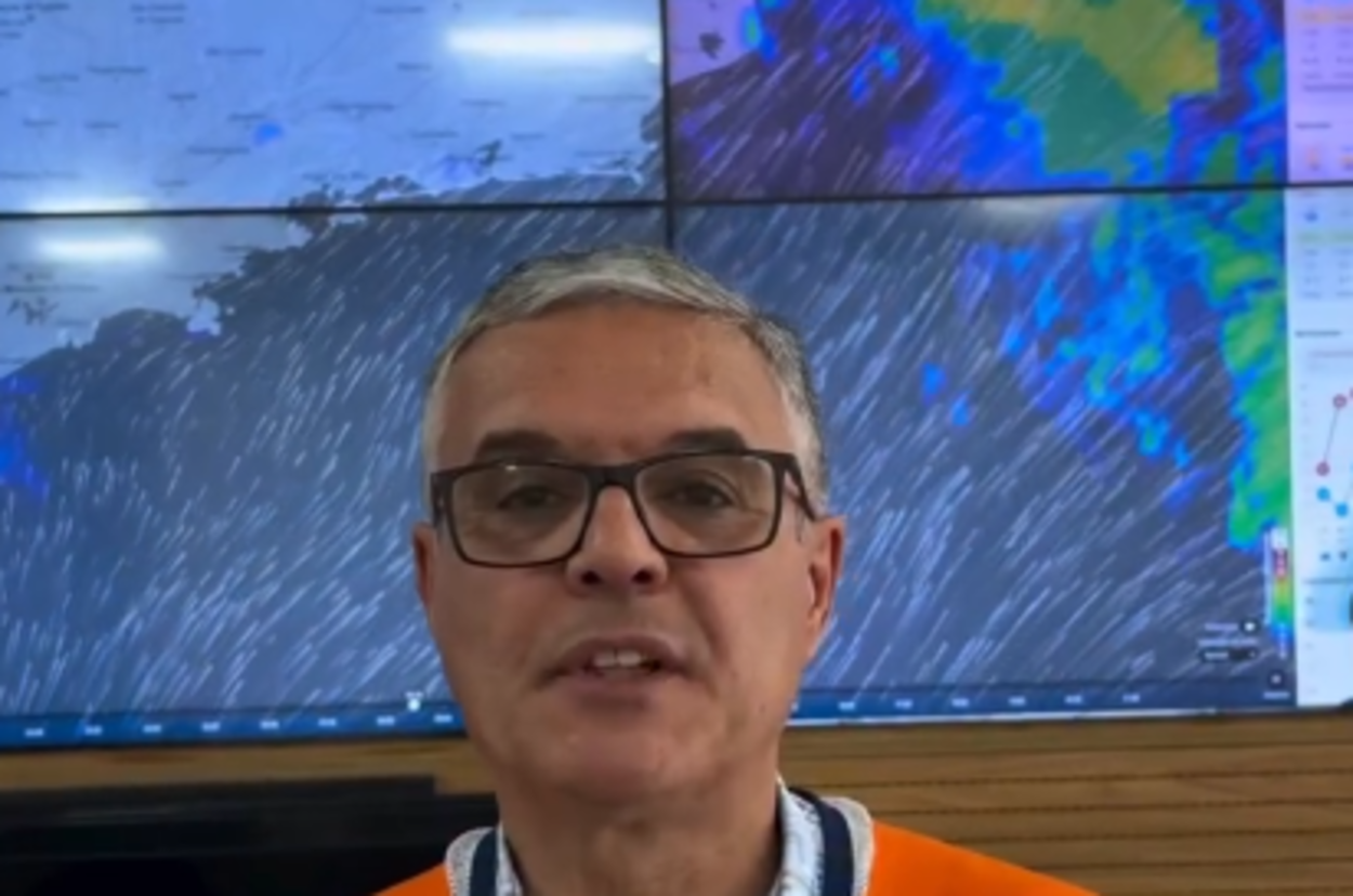 Frente fria traz chuva forte e alerta para risco de deslizamentos e alagamentos em São Bernardo