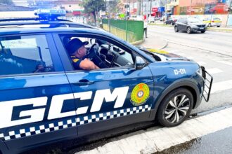 GCM de São Bernardo recupera no Rudge Ramos Jeep Renegade furtado em Santo André