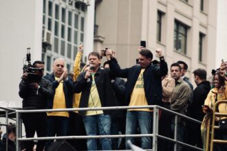 Tarcísio participa do Ato da Independência na Avenida Paulista