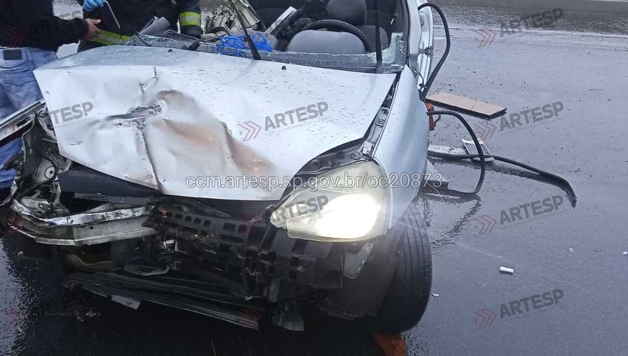Acidente entre dois carros e caminhão deixa um morto e quatro feridos no Rodoanel Mário Covas