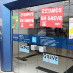 Funcionários da Caixa rejeitam proposta e mantêm greve por tempo indeterminado; 50 agências estão fechadas no ABC