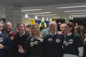 Em evento de campanha, Tite Campanella e casal Morando criticam STF e conjuntura política do país