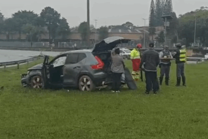 Capotamento deixa um ferido na Via Anchieta, em São Bernardo