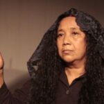 Em São Bernardo, Teatro Elis Regina recebe espetáculo gratuito que aborda memória, silêncio, abandono e medo