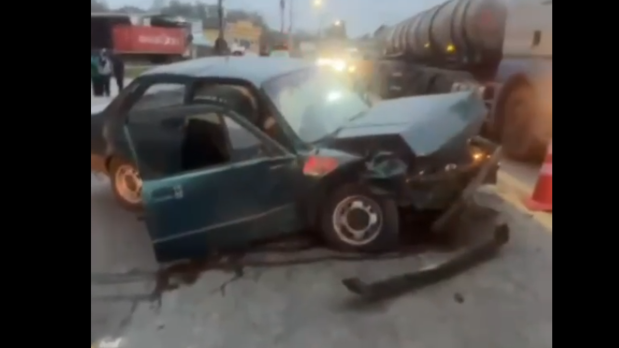 Em Ribeirão Pires, colisão frontal entre dois carros deixa um ferido na Rodovia Índio Tibiriçá