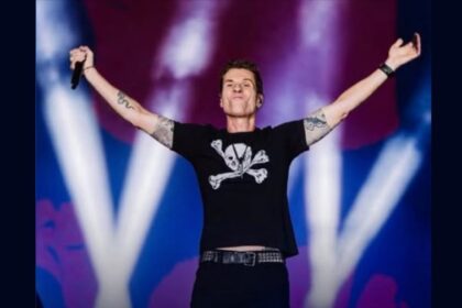 Dinho Ouro Preto, do Capital Inicial, cita Vorcaro e STF no Rock in Rio: ‘Devem explicações’