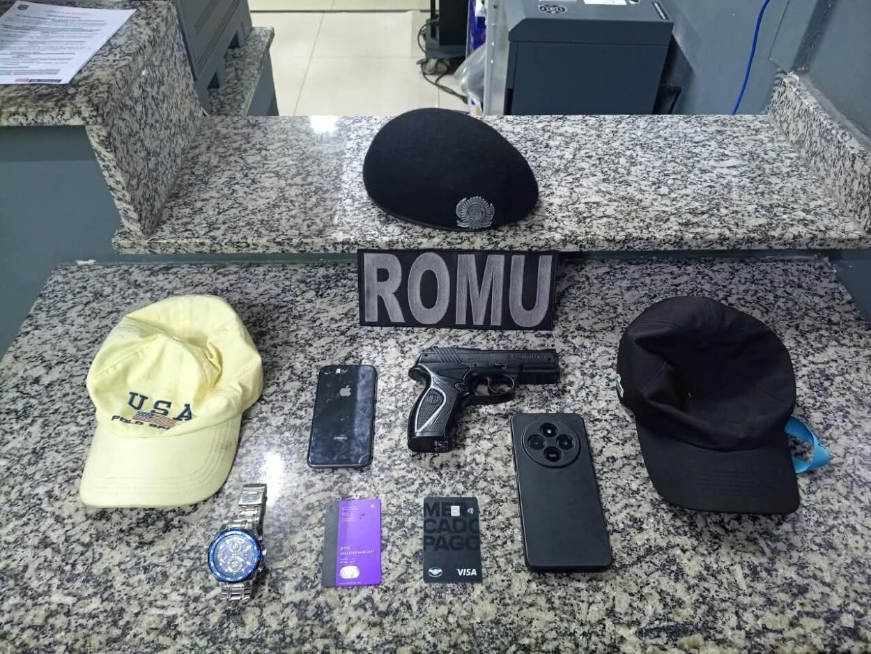 Ação da ROMU no início da noite de terça-feira (01) interceptou suspeito com réplica de arma de fogo antes do crime