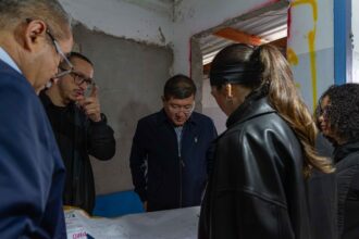 Prefeito Taka Yamauchi realiza vistoria nas obras de reforma da UBS Jardim Ruyce