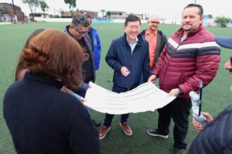 Obras de revitalização do campo Casa Grande são vistoriadas