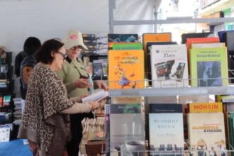 Feira Literária de Ribeirão Pires (FLIRP) reúne editoras, autores e cerca de 80 lançamentos de livros