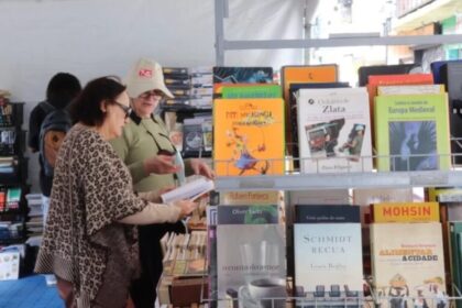 Feira Literária de Ribeirão Pires (FLIRP) reúne editoras, autores e cerca de 80 lançamentos de livros