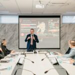 Em reunião com prefeitos, ministro destaca articulação regional para fortalecer indústria do Grande ABC