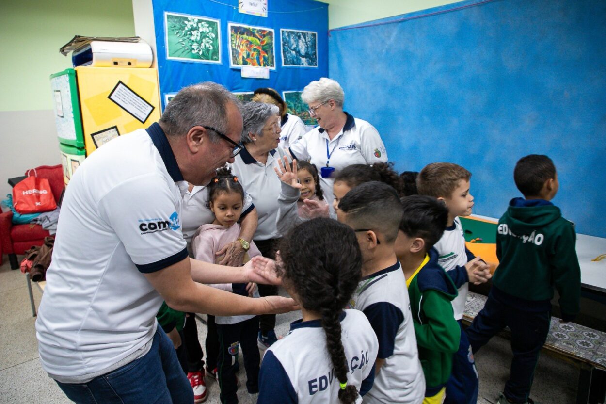 Criatividade e troca de experiências marcam Projeto Conectando Gerações em São Caetano