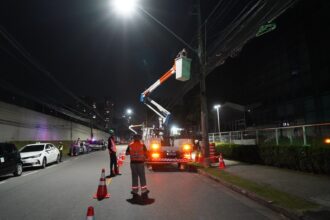 Enel reduz riscos e retira mais de 7,7 toneladas de fios irregulares no ABC Paulista