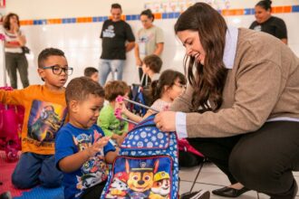 Campanha liderada por Jéssica Roberta já arrecada mais de 1,2 mil brinquedos em Santo André