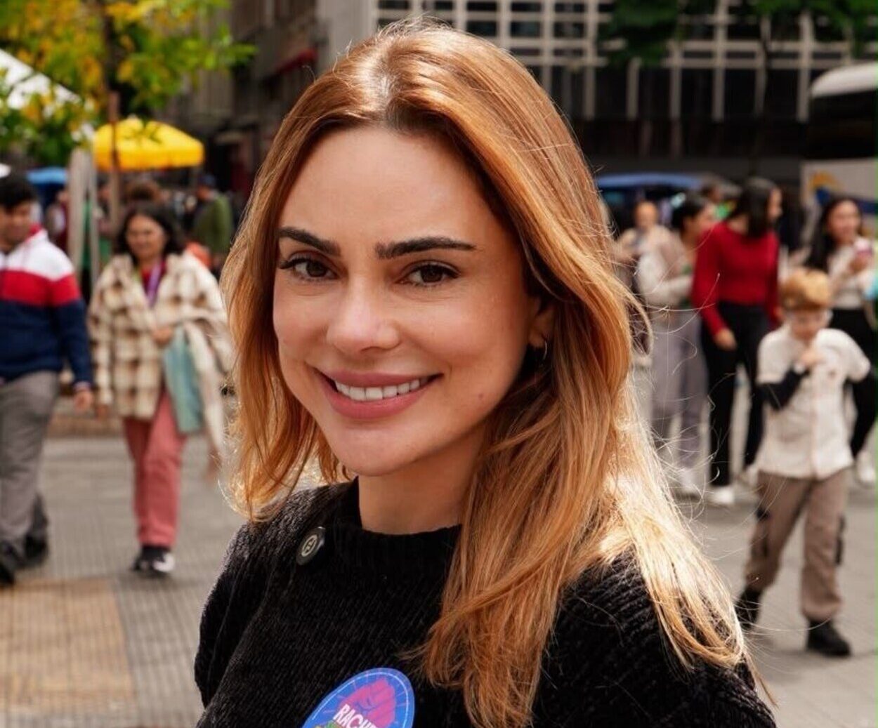 Rachel Sheherazade defende independência financeira como instrumento de proteção e recomeço para mulheres vítimas de violência