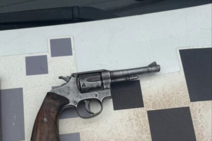 Polícia Militar prende homem por posse ilegal de arma e falsa comunicação de crime em Mauá