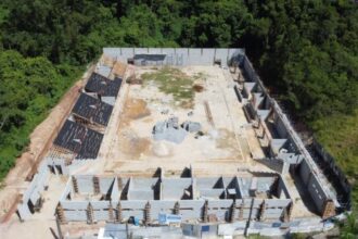 Ribeirão Pires retoma construção de novo complexo esportivo na Vila Gomes