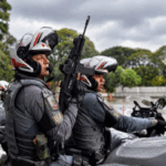 PM lança Batalhão BRAvO com duplas em motos e fuzis para combater roubos e furtos em SP