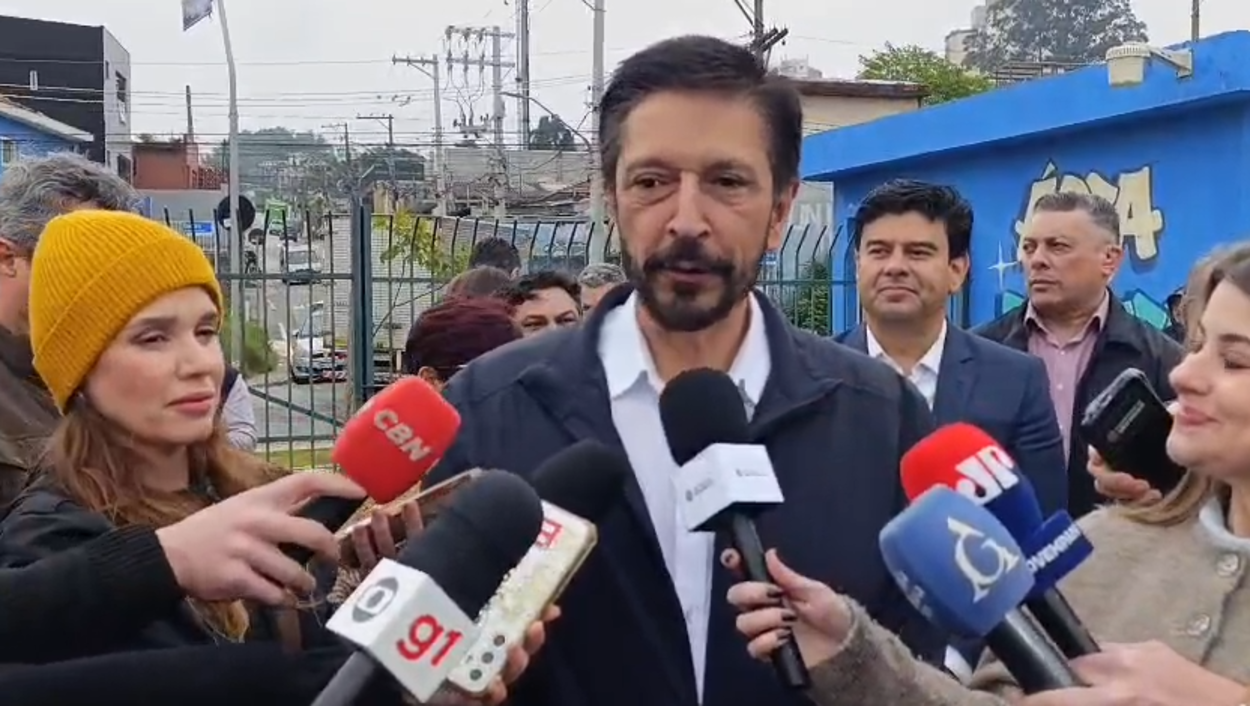 Prefeito Ricardo Nunes dá 24h para empresa de ônibus A2 afastar diretores investigados por elo com PCC