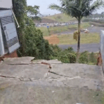 Muro desaba após fortes chuvas e Defesa Civil interdita imóvel em São Bernardo