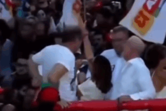 Primeira-dama reage a protesto em Ipatinga durante campanha de Lula em Minas Gerais