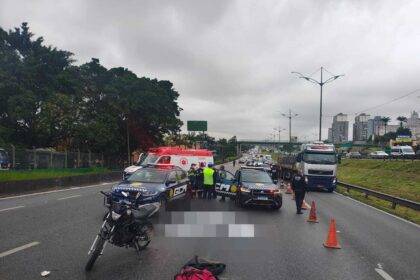 Acidente fatal bloqueia faixas da Rodovia Anchieta e causa lentidão em São Bernardo