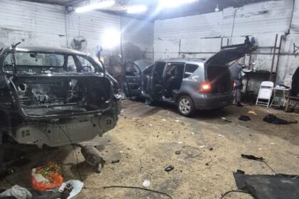 Baep flagra desmanche clandestino e prende seis pessoas em Santo André