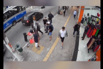 Câmera registra arrastão em ponto de ônibus na Zona Norte de SP