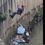 Bombeiros descartam presença de corpo em SBC e encontram apenas botinas e lixo em rio na Av. Lauro Gomes