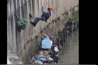 Bombeiros descartam presença de corpo em SBC e encontram apenas botinas e lixo em rio na Av. Lauro Gomes