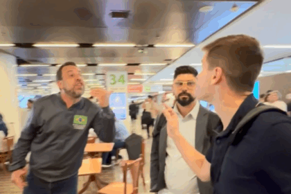 Pavanato e Boulos trocam ofensas em aeroporto após provocação sobre resultado eleitoral