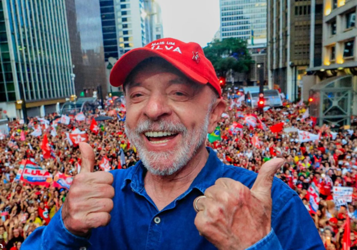 Lula é reeleito para o 4º mandato em disputa acirrada contra Flávio Bolsonaro