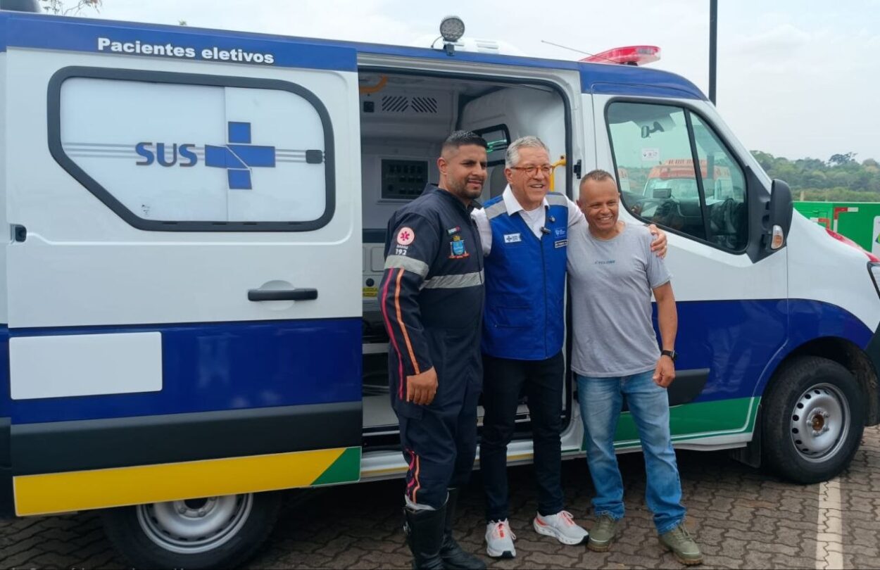 Mauá recebe nova ambulância do governo federal para ampliar transporte de pacientes pelo SUS