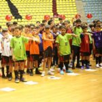 Campeã da Taça Band 2026: Escola de futebol de São Bernardo abre campeonato no Poliesportivo