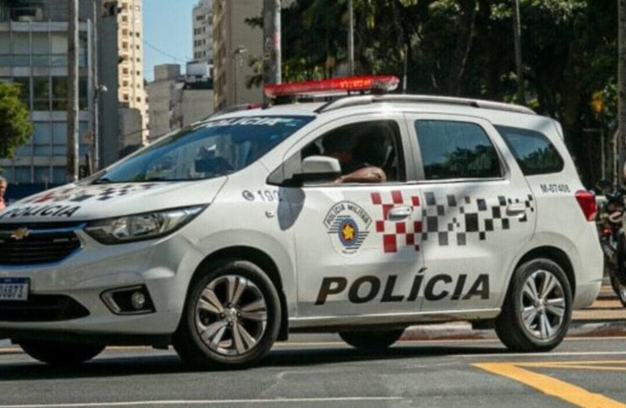 Homem atira contra ex-companheira em Santo André e foge do local